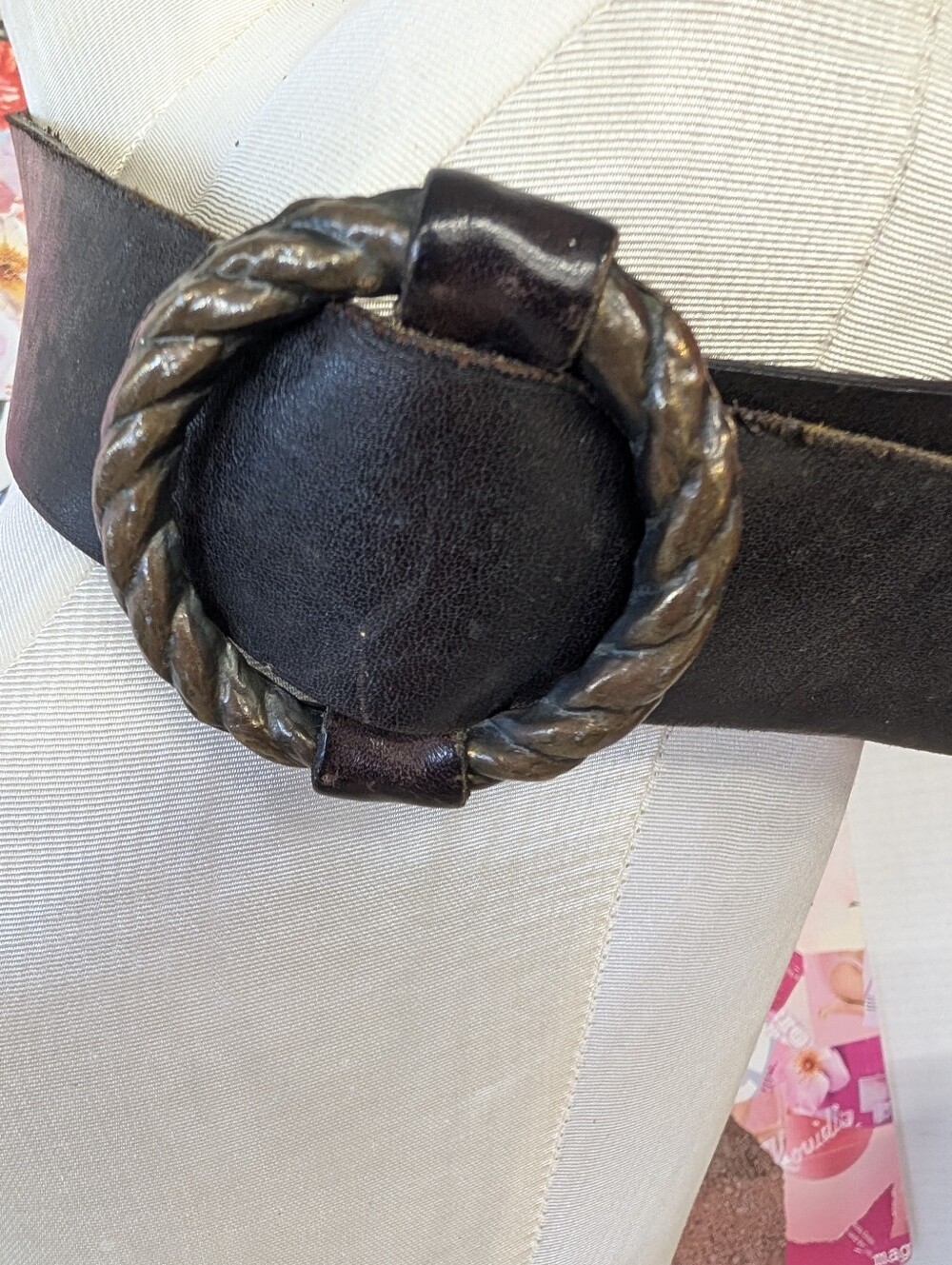 VINTAGE Belt Wide Brown Leather Belt Antiqued Rope Buckle Hippie Style